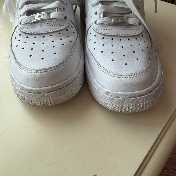 Air Force one mid -gentle used -no box size 5.5 - Picture 2 of 5